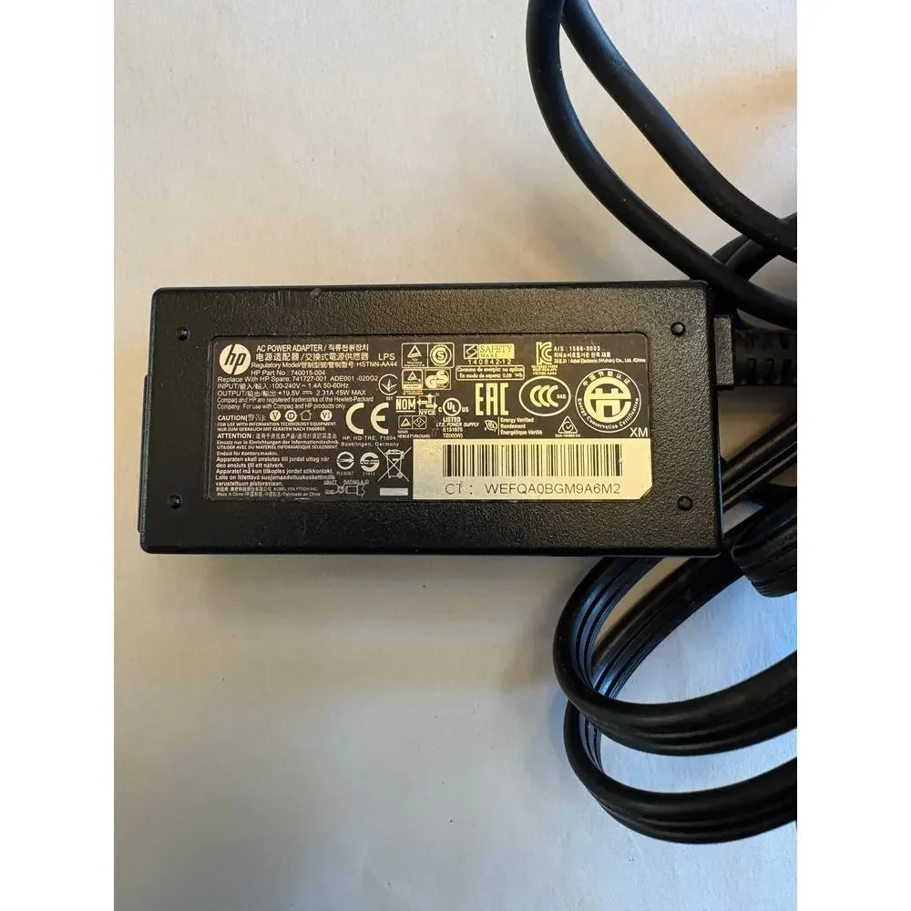 Genuine HP OEM 740015-004 Power Adapter Charger 45W Chromebook